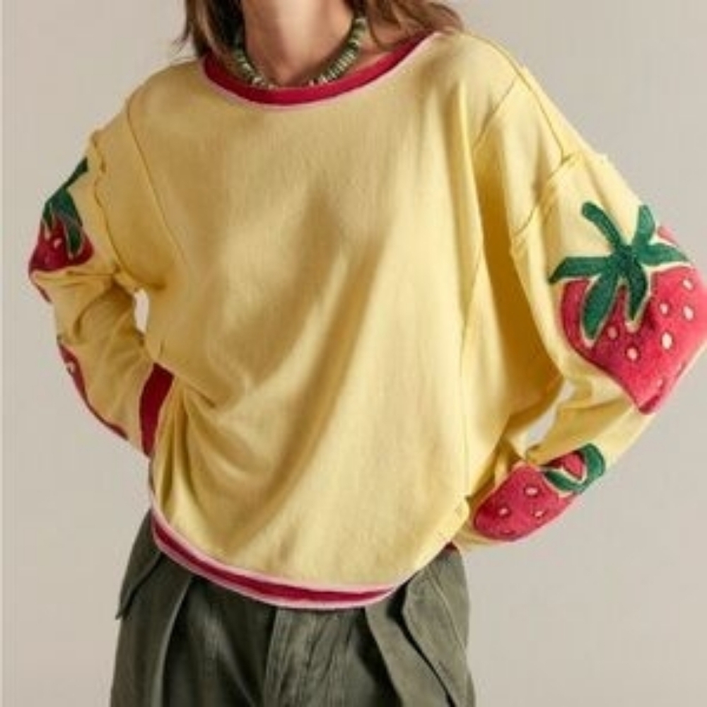 We The Free You're A Star Strawberry Print Longsleeve Size Medium